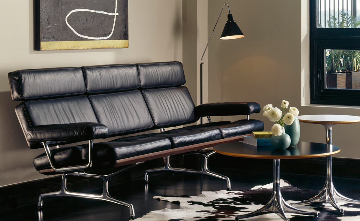 eames® 3 seat sofa