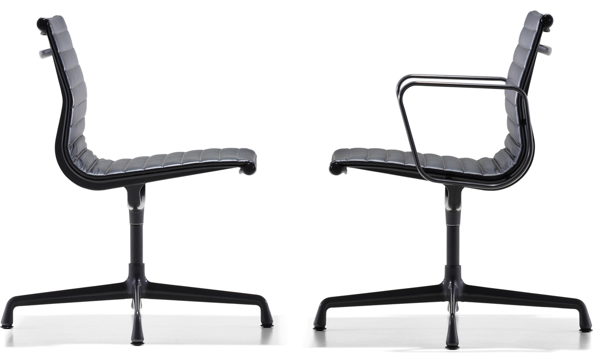 eames® aluminum group side chair