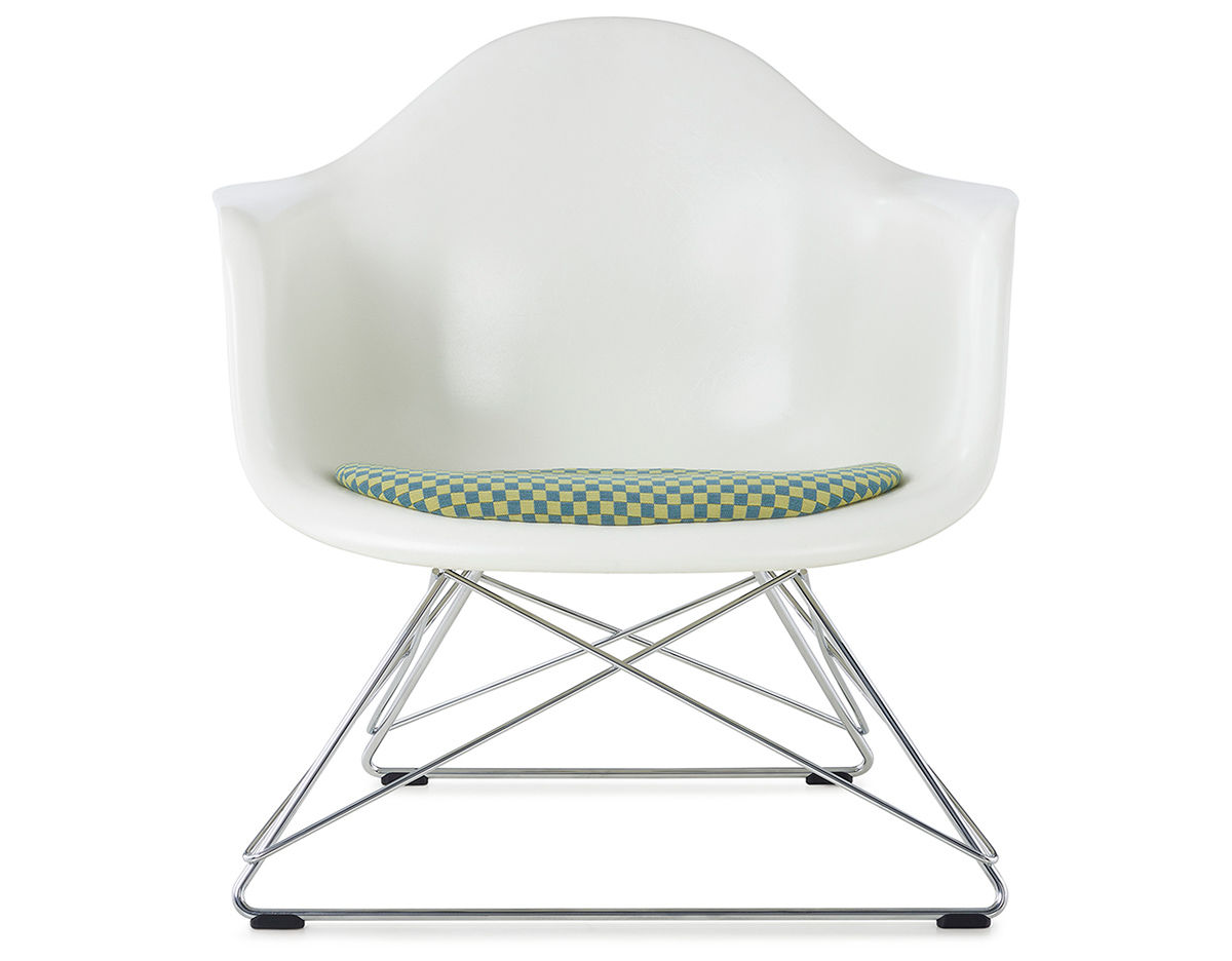 eames® molded armchair with low wire base and seat pad