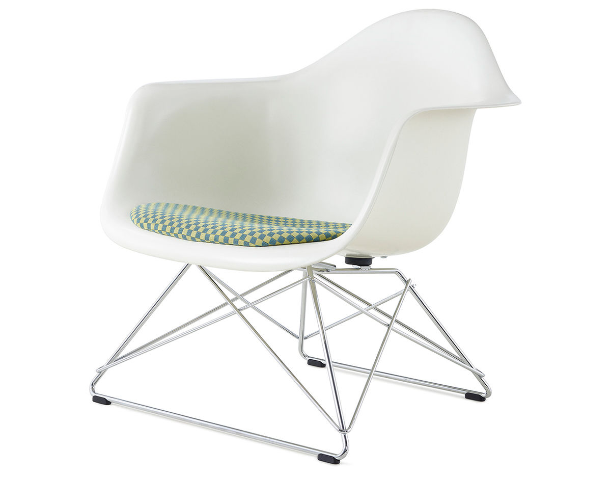 eames® molded armchair with low wire base and seat pad