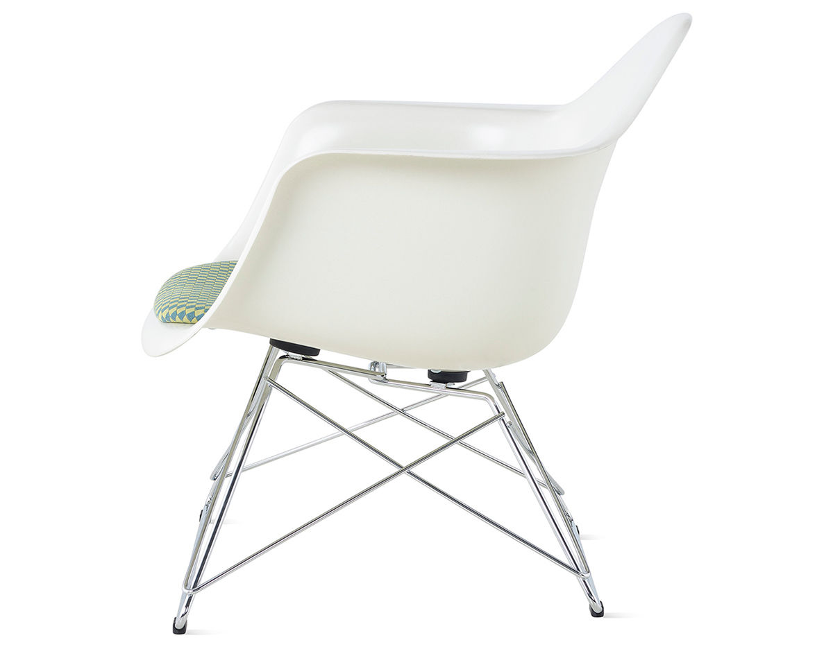 eames® molded armchair with low wire base and seat pad