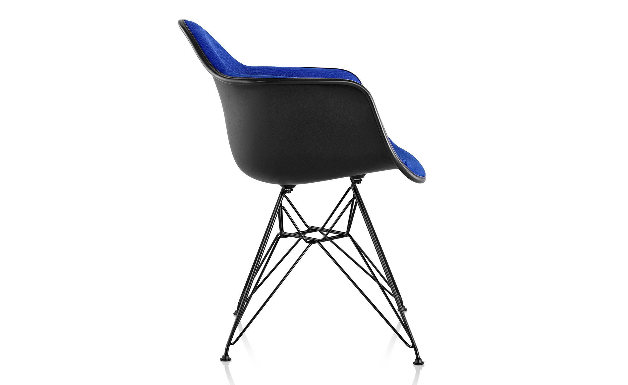 eames® upholstered armchair with wire base