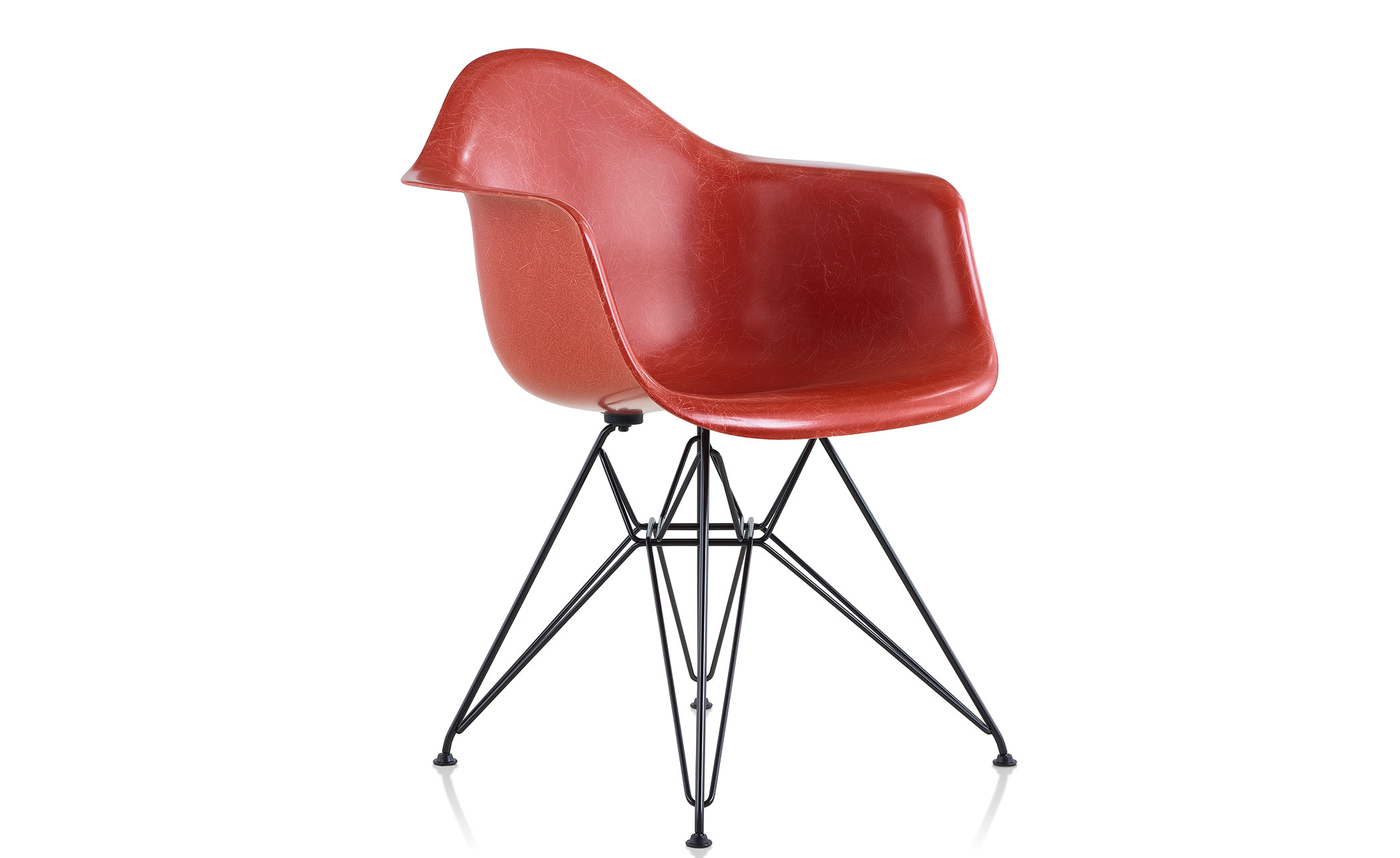 eames® molded fiberglass armchair with wire base