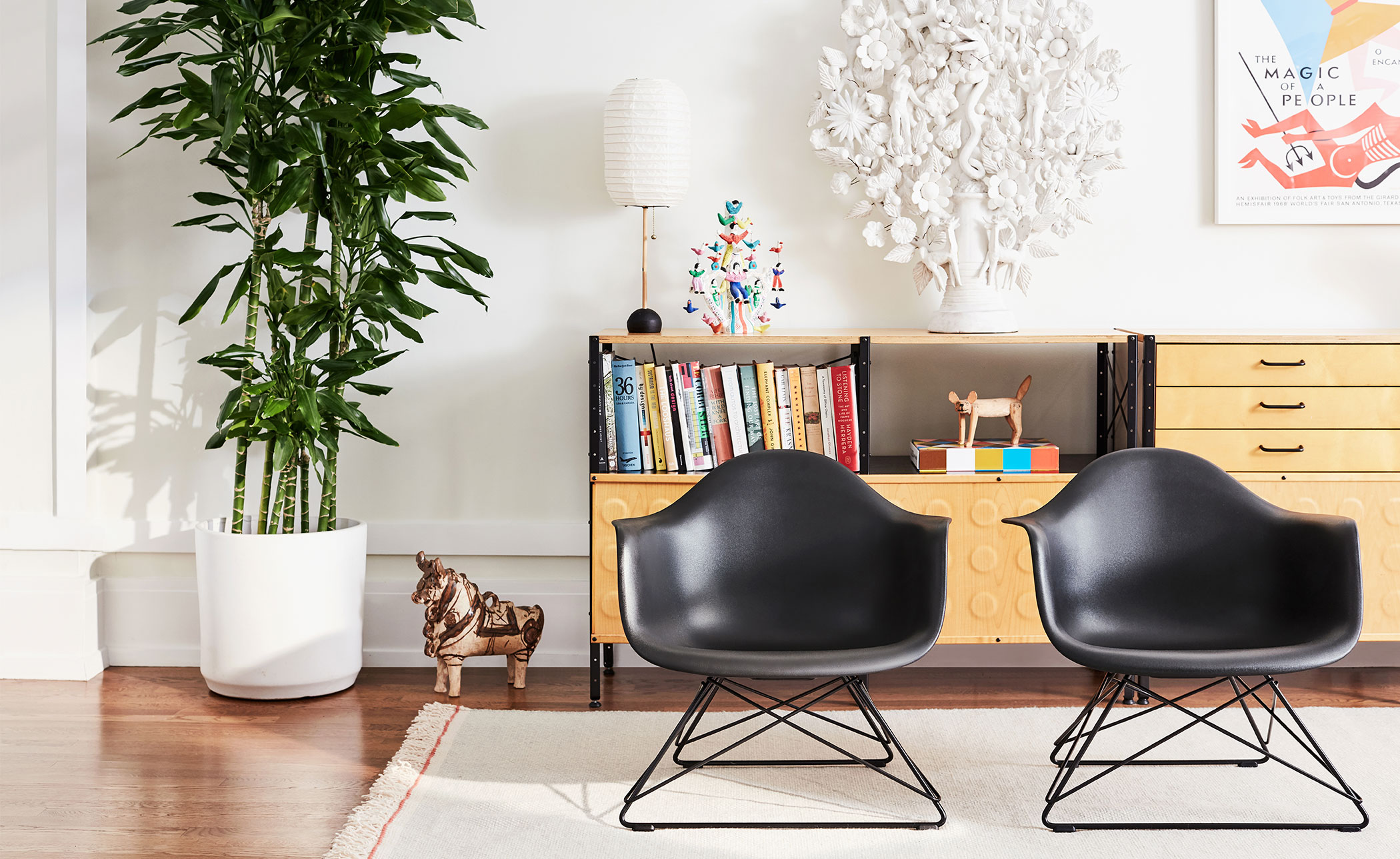 eames® molded plastic armchair with low wire base