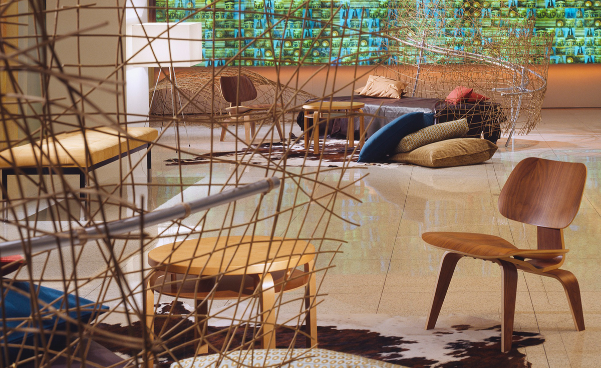 eames® molded plywood lounge chair lcw