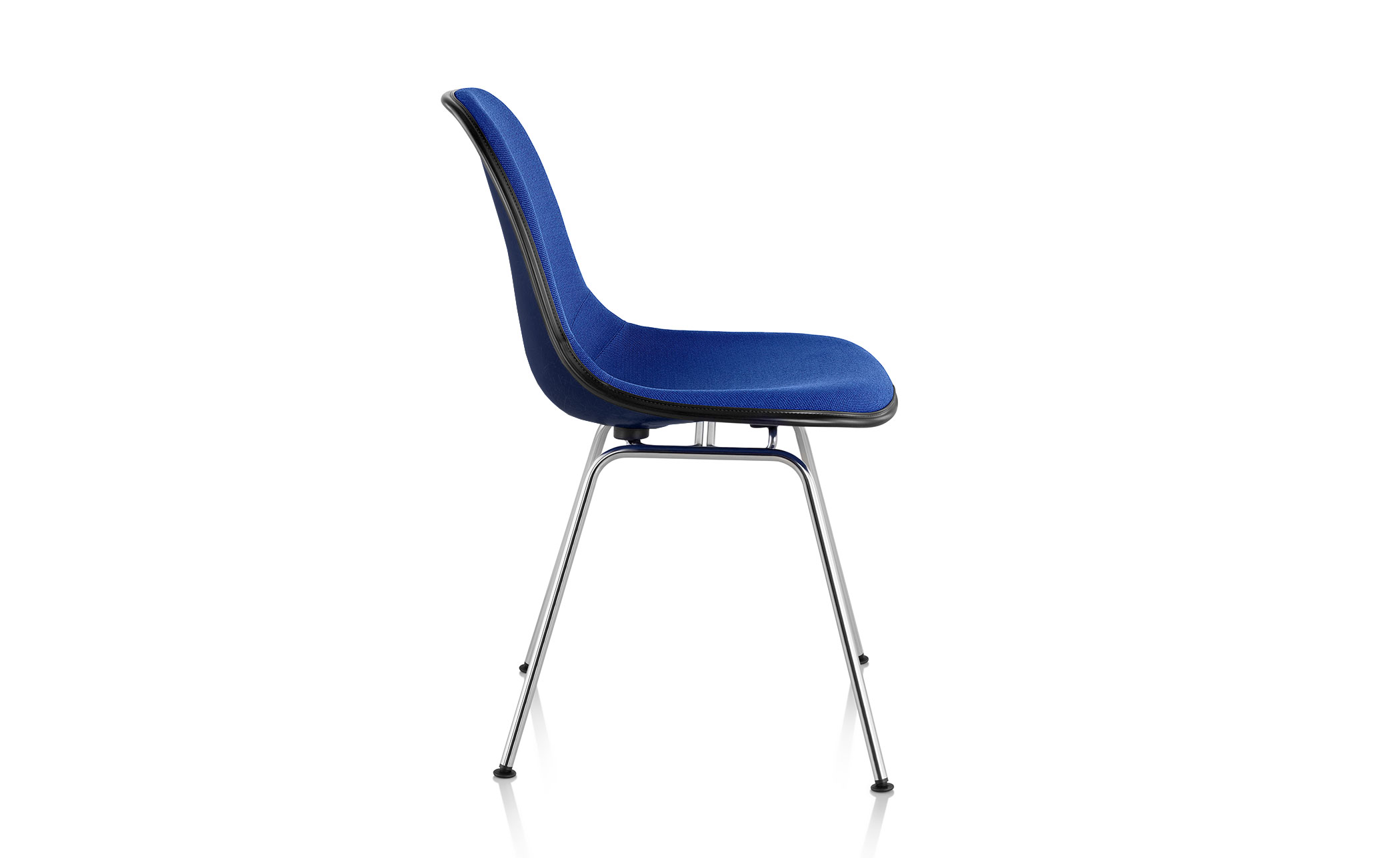 eames® upholstered side chair with 4 leg base