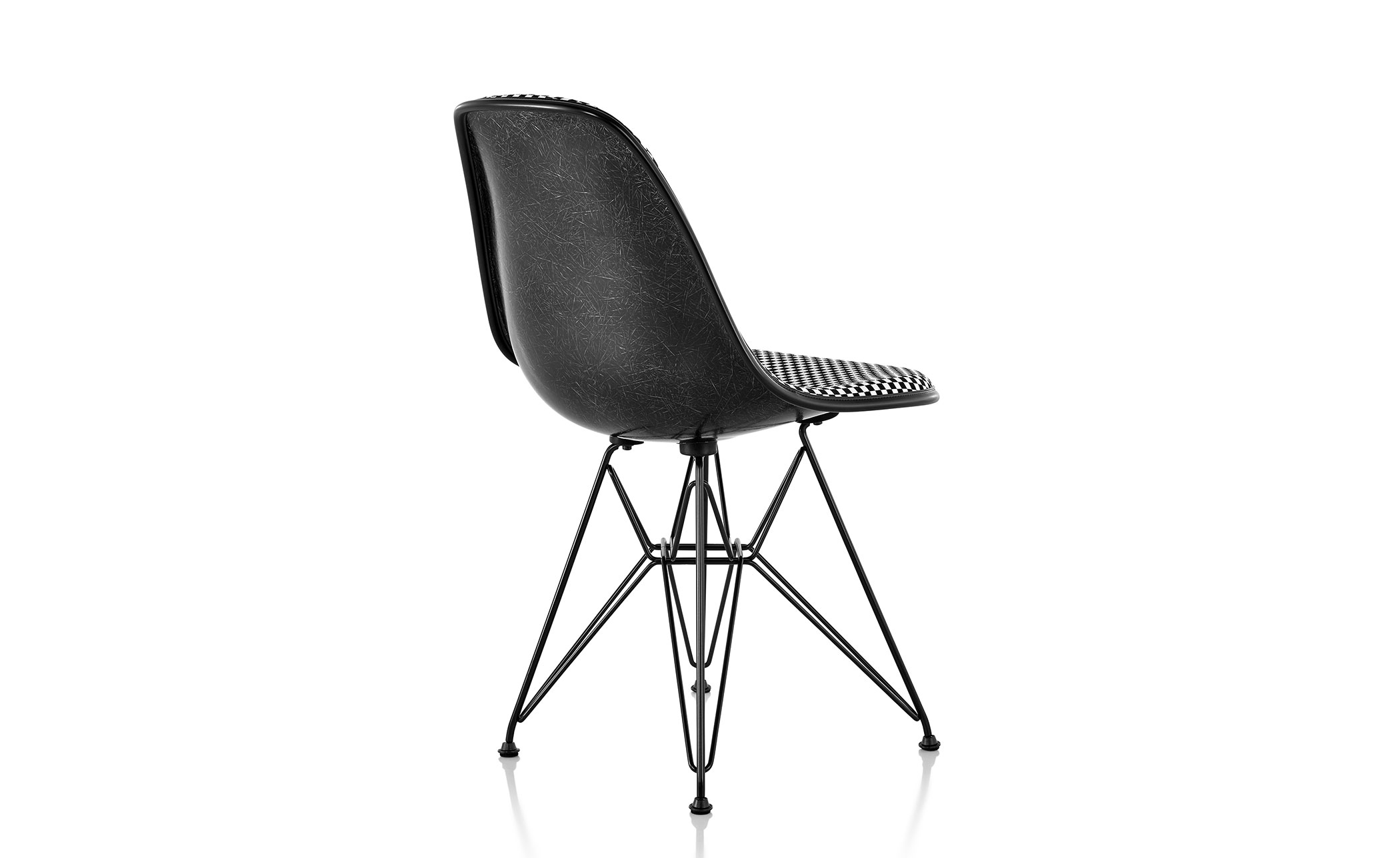 eames® upholstered side chair with wire base