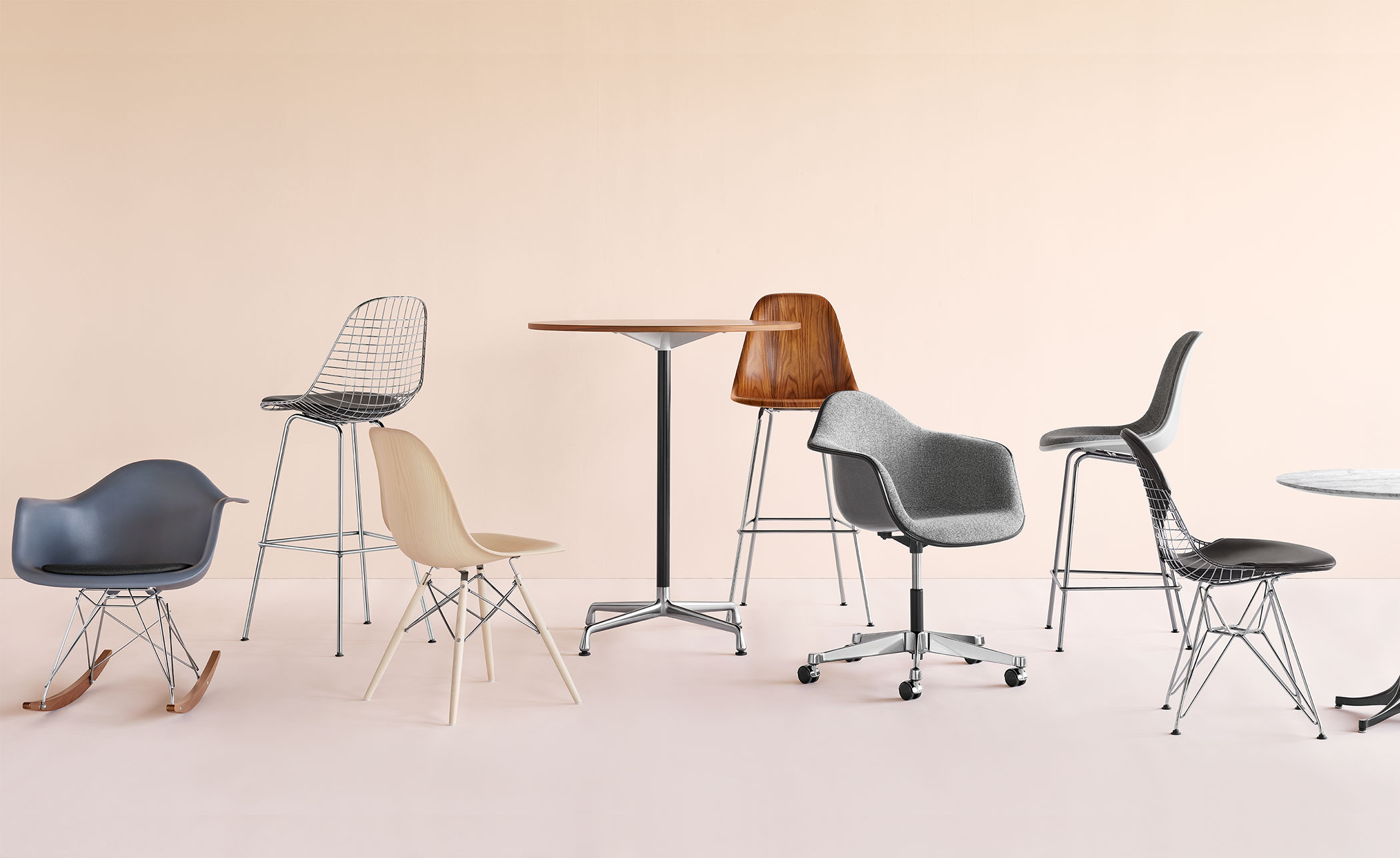 eames® molded wood side chair with wire base
