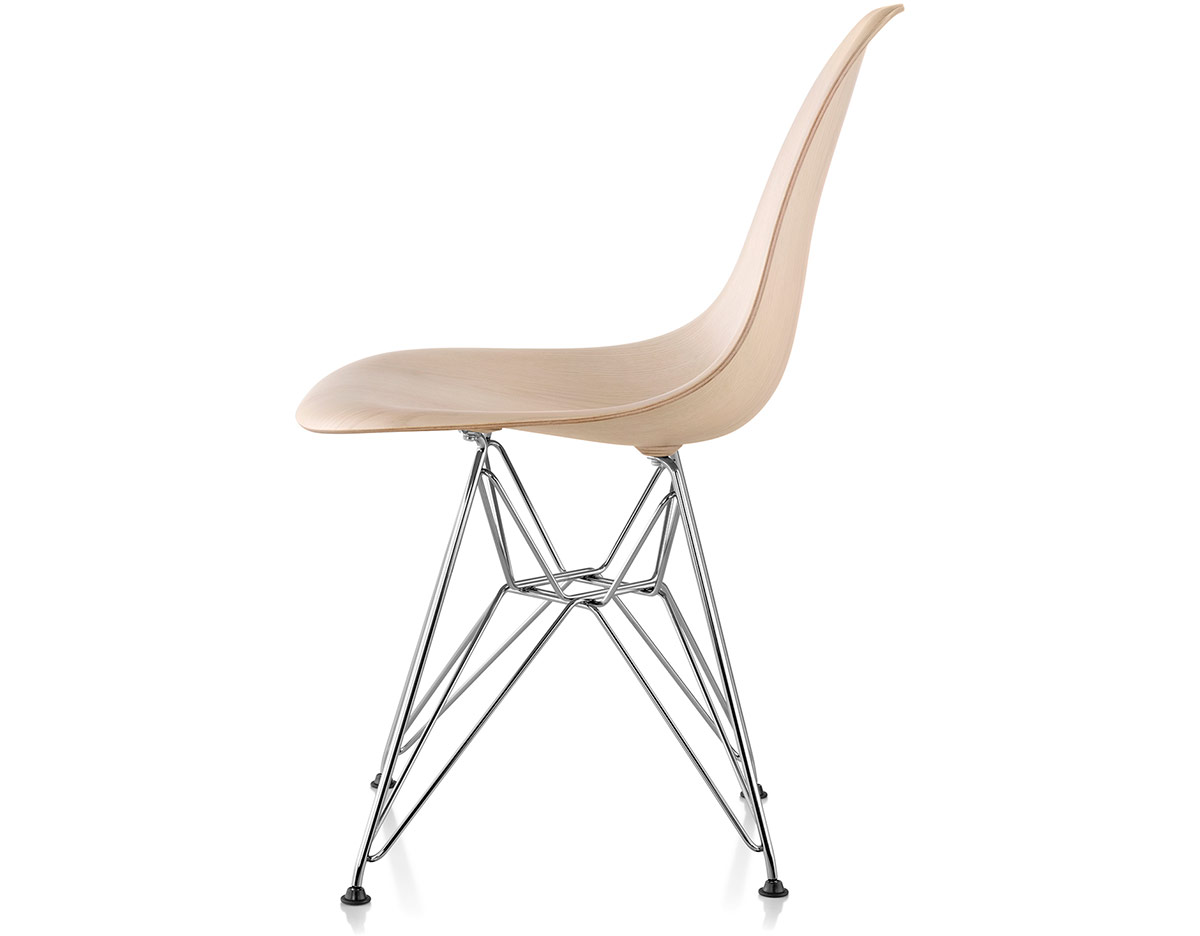 eames® molded wood side chair with wire base