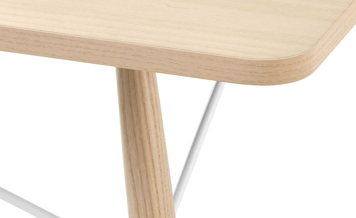 eames&reg;  coffee table