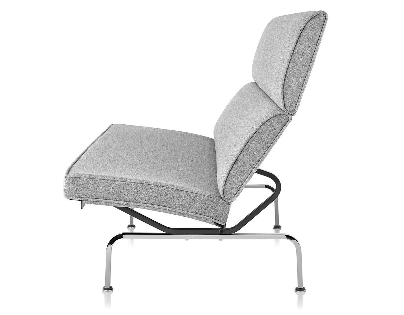 eames® sofa compact