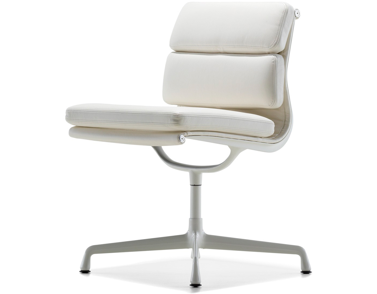 eames® soft pad group side chair