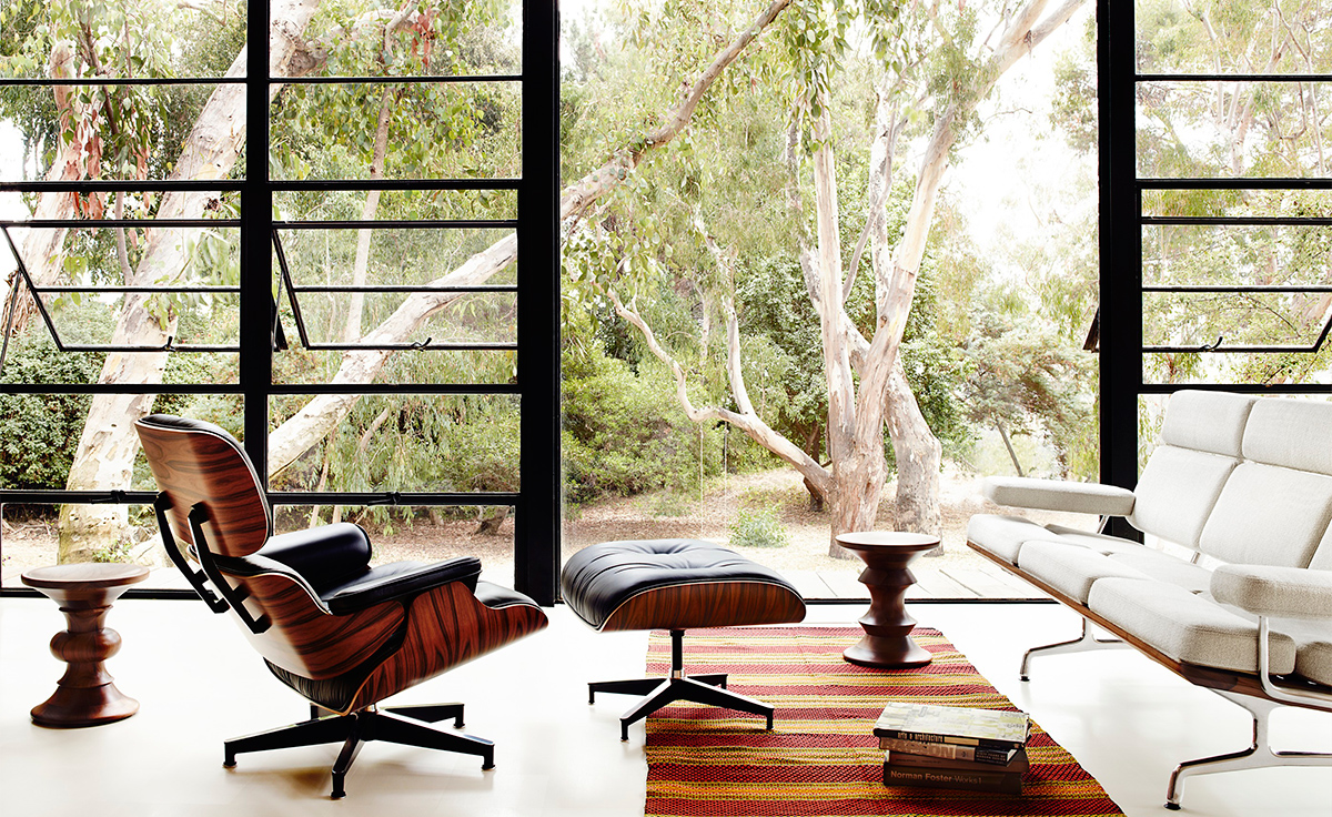 eames® walnut stool