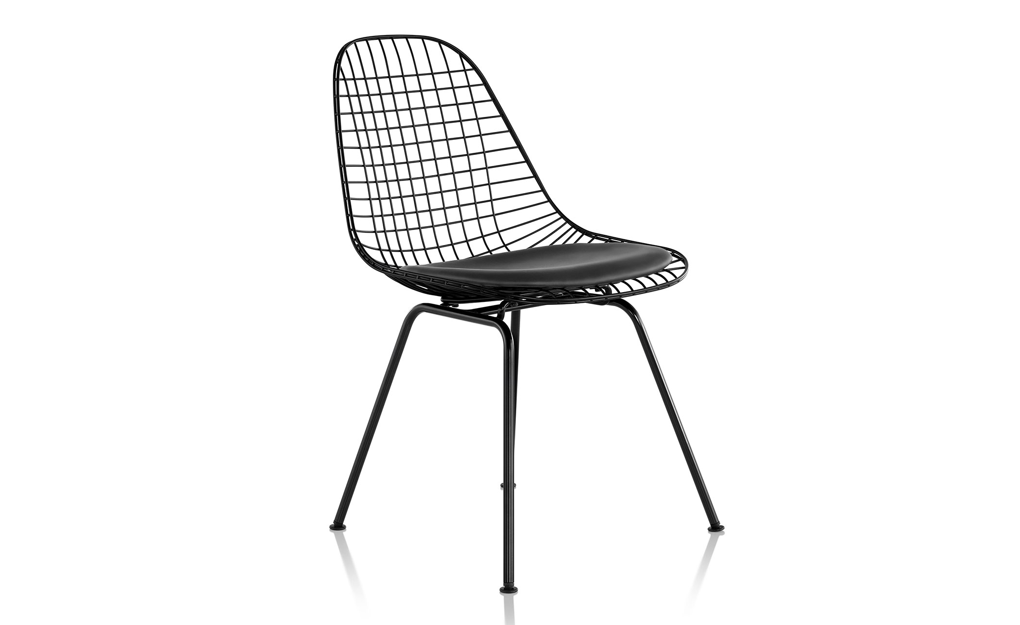 eames® wire chair with 4 leg base