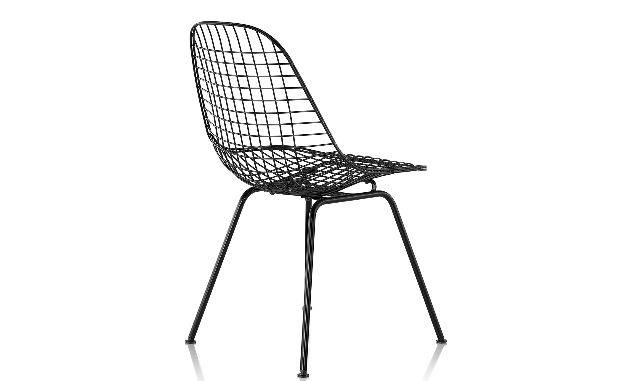 eames® wire chair with 4 leg base outdoor