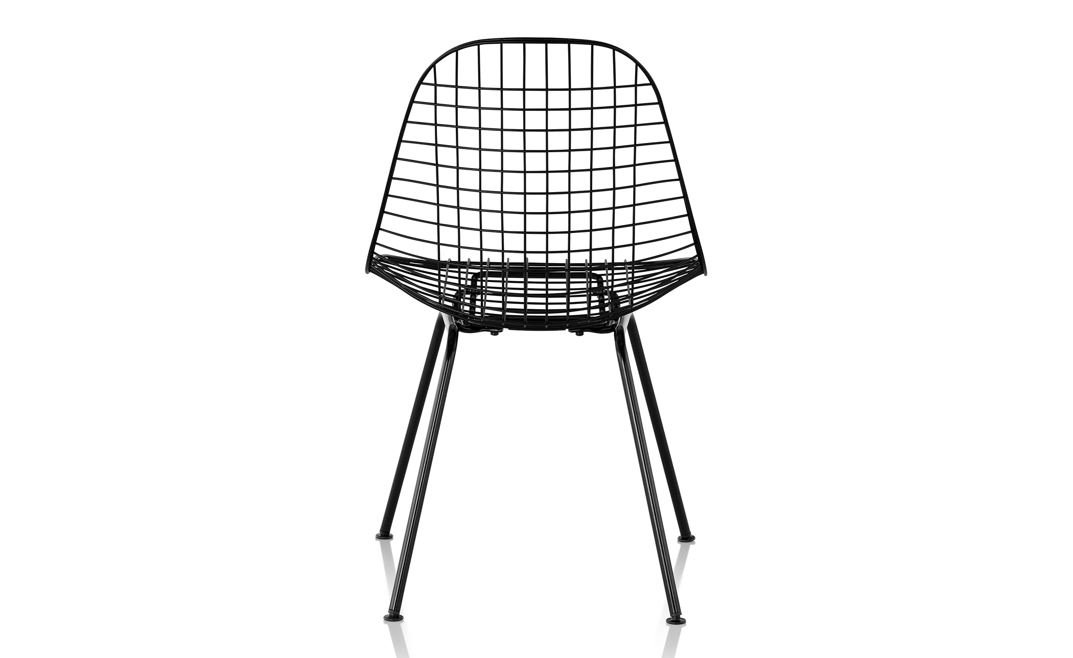 eames® wire chair with 4 leg base outdoor
