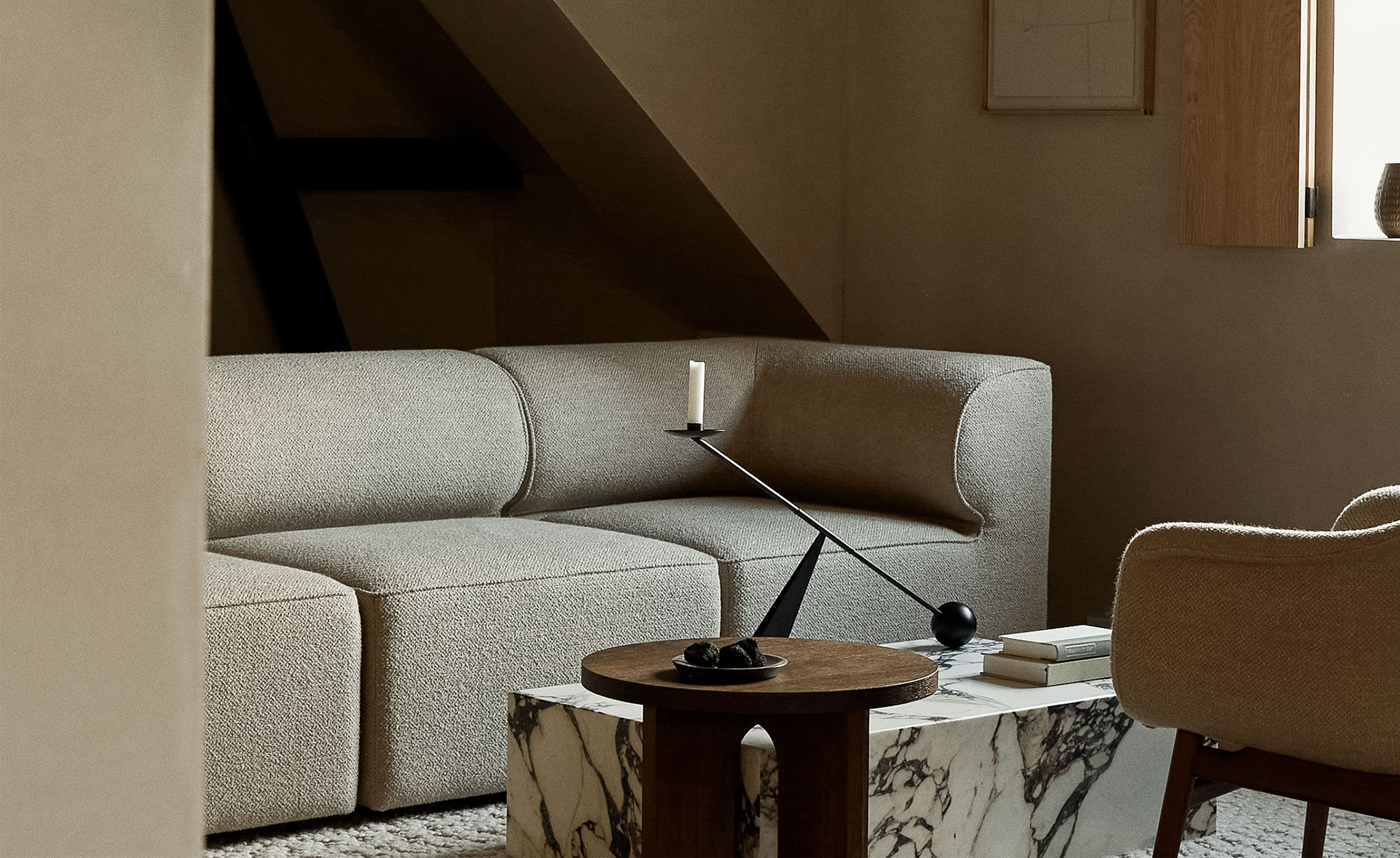 Eave Corner Sectional