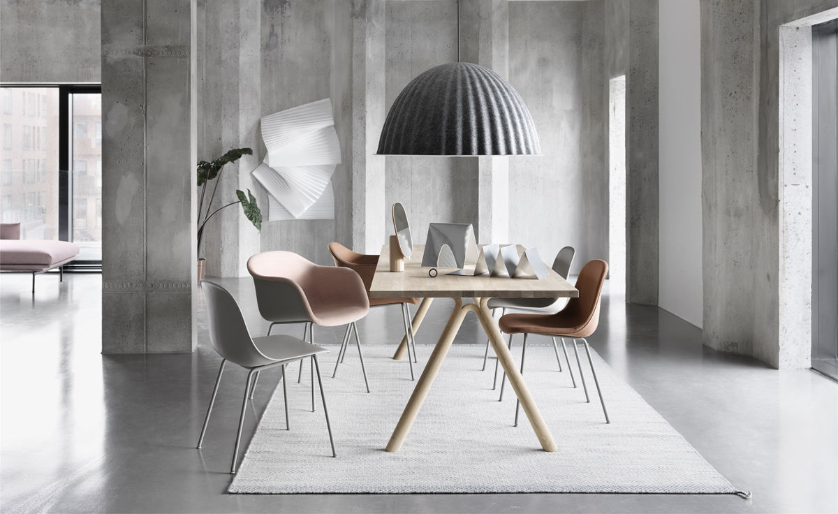 fiber side chair with tube base