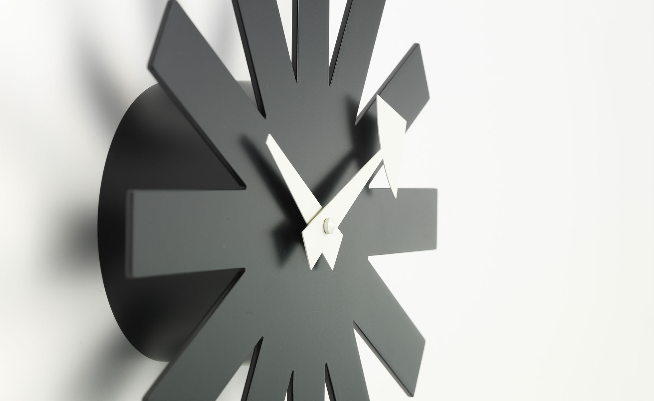 george nelson asterisk clock