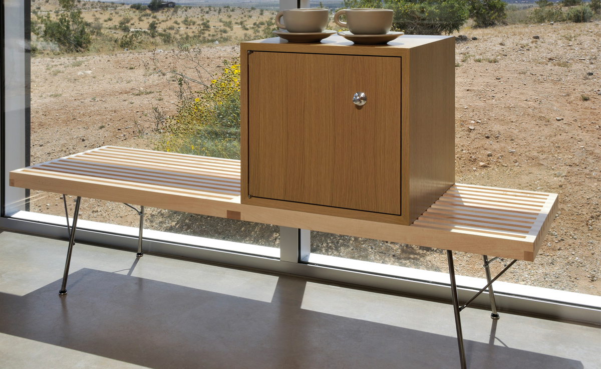 george nelson™ platform bench with metal base