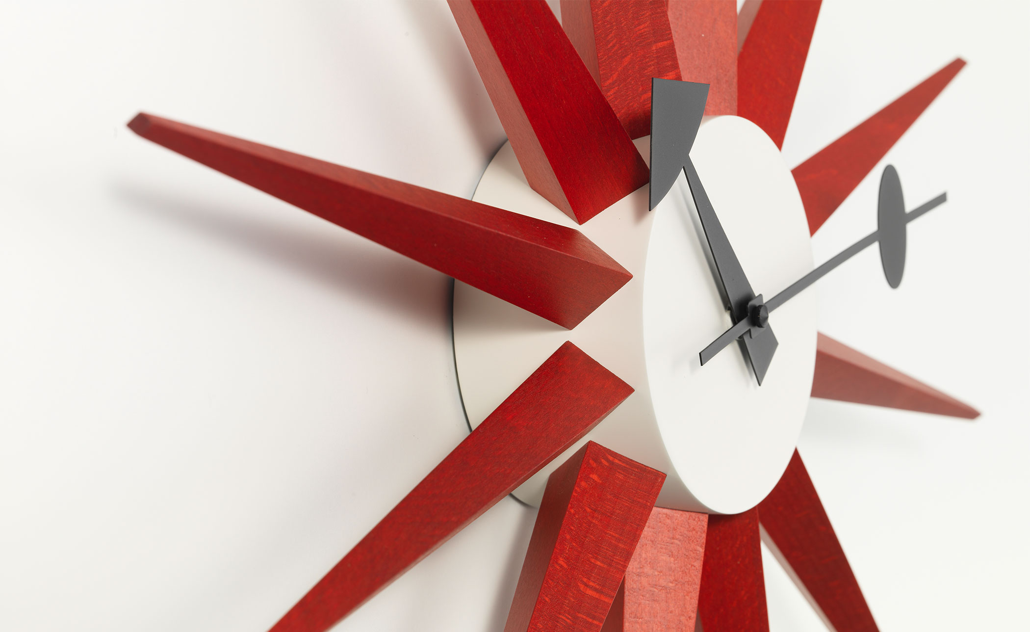 george nelson sunburst clock red