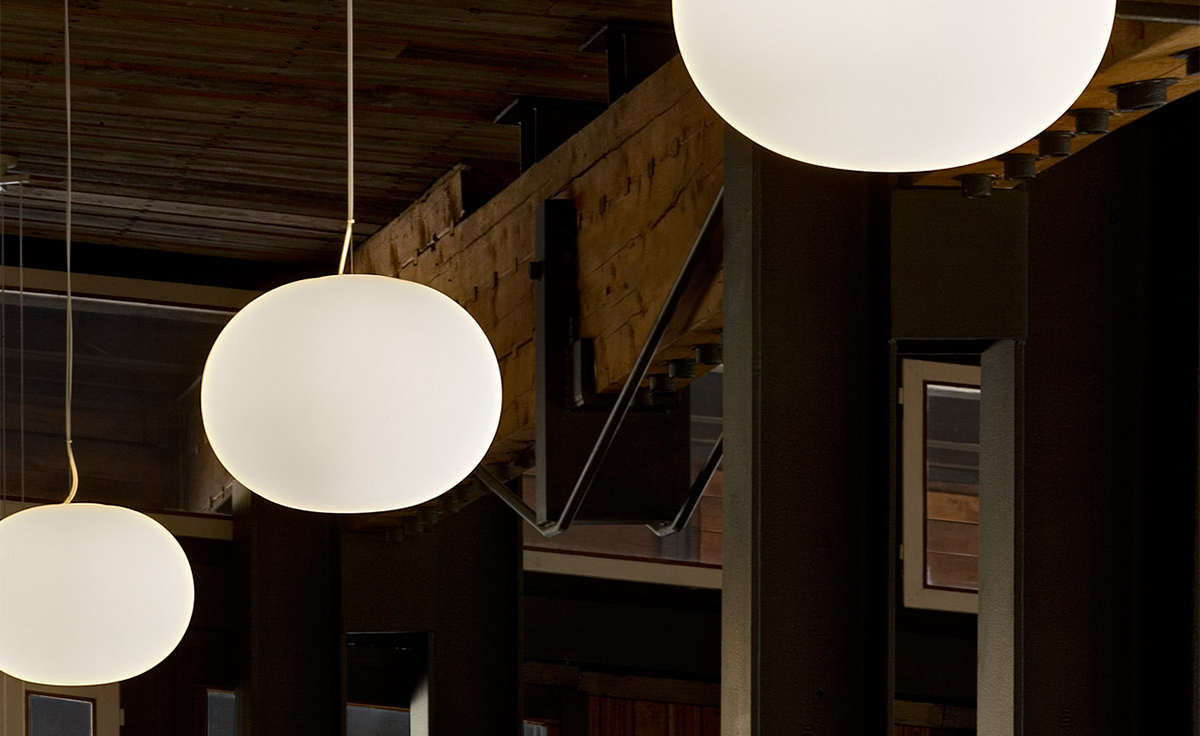 glo ball pendant lamp