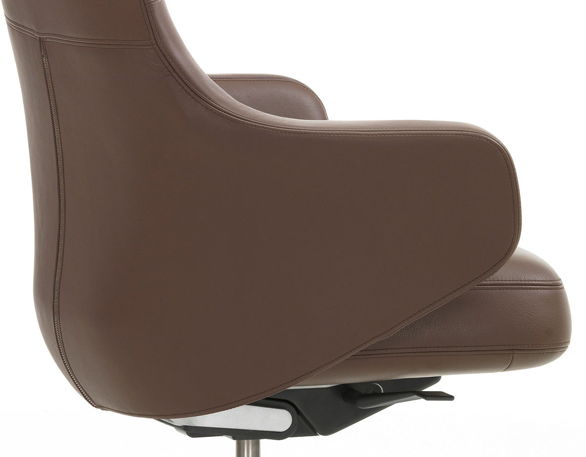 grand executive highback chair