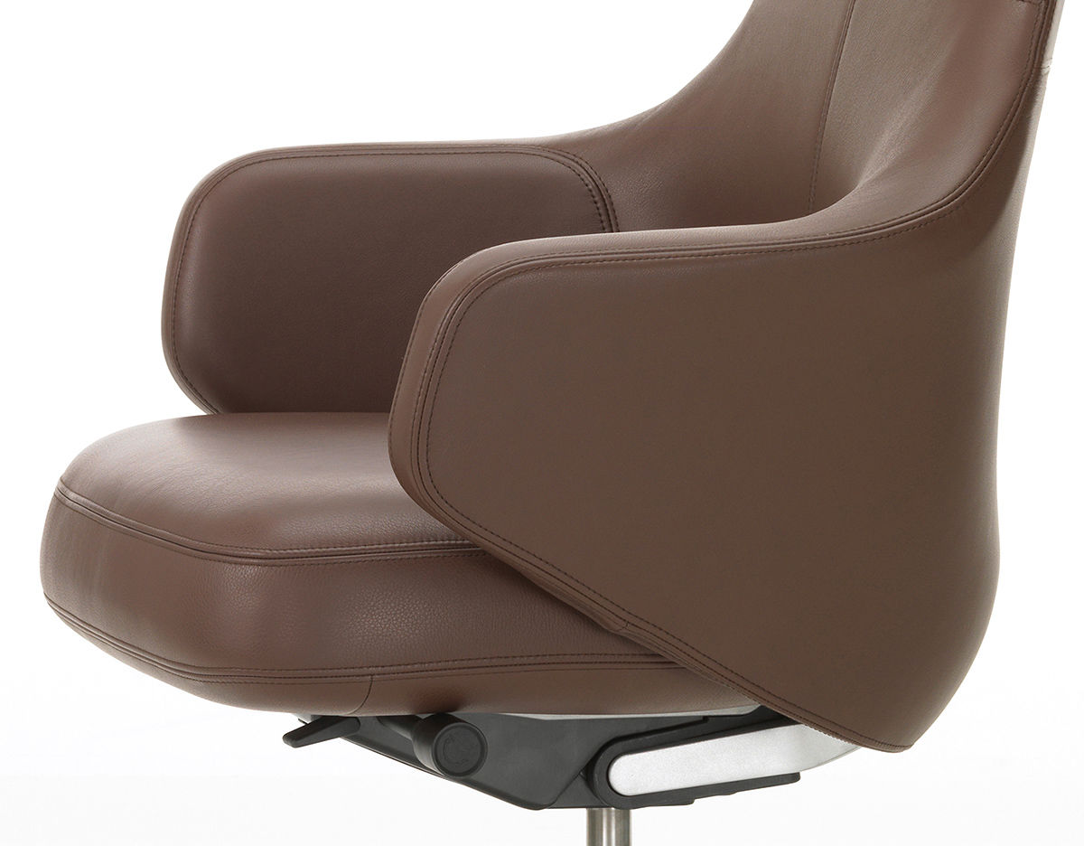grand executive highback chair