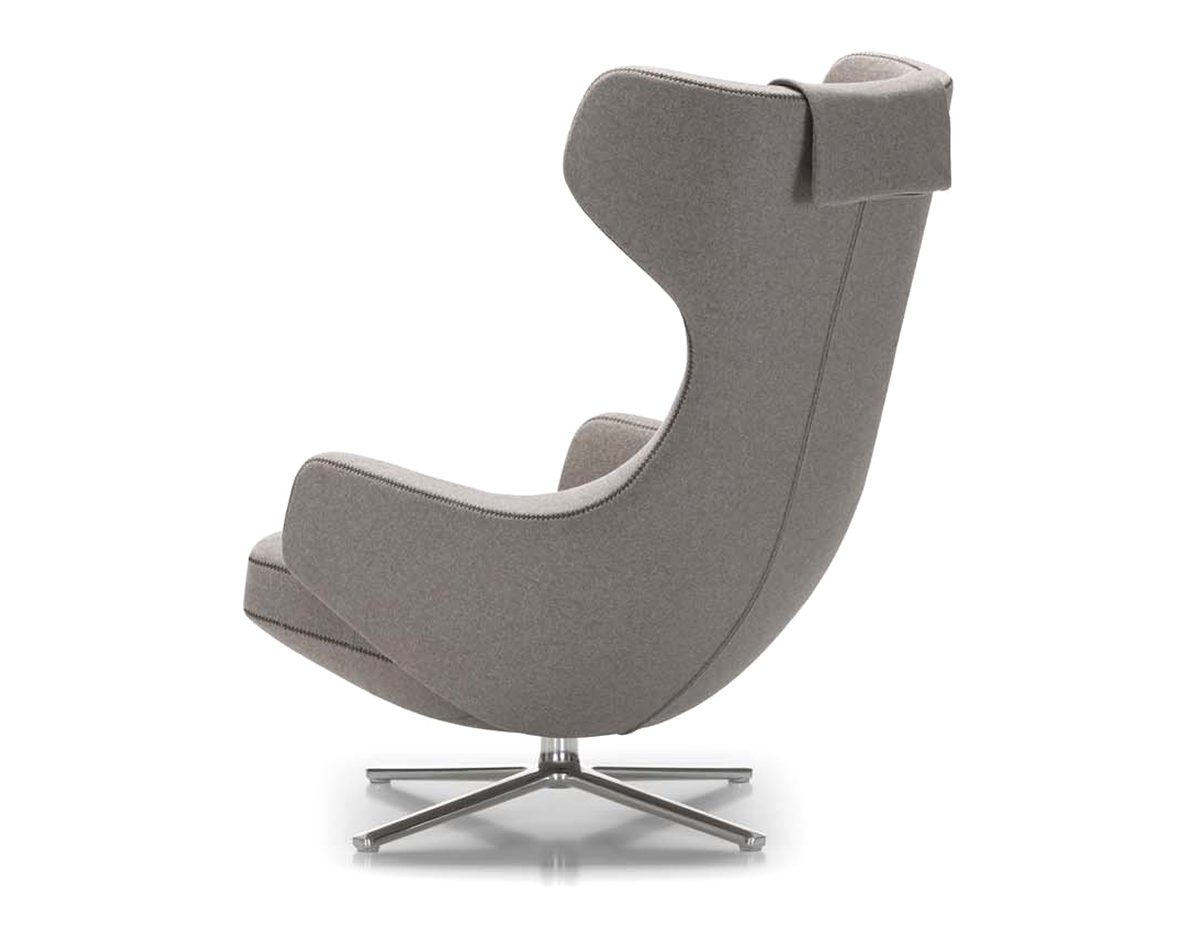 grand repos lounge chair