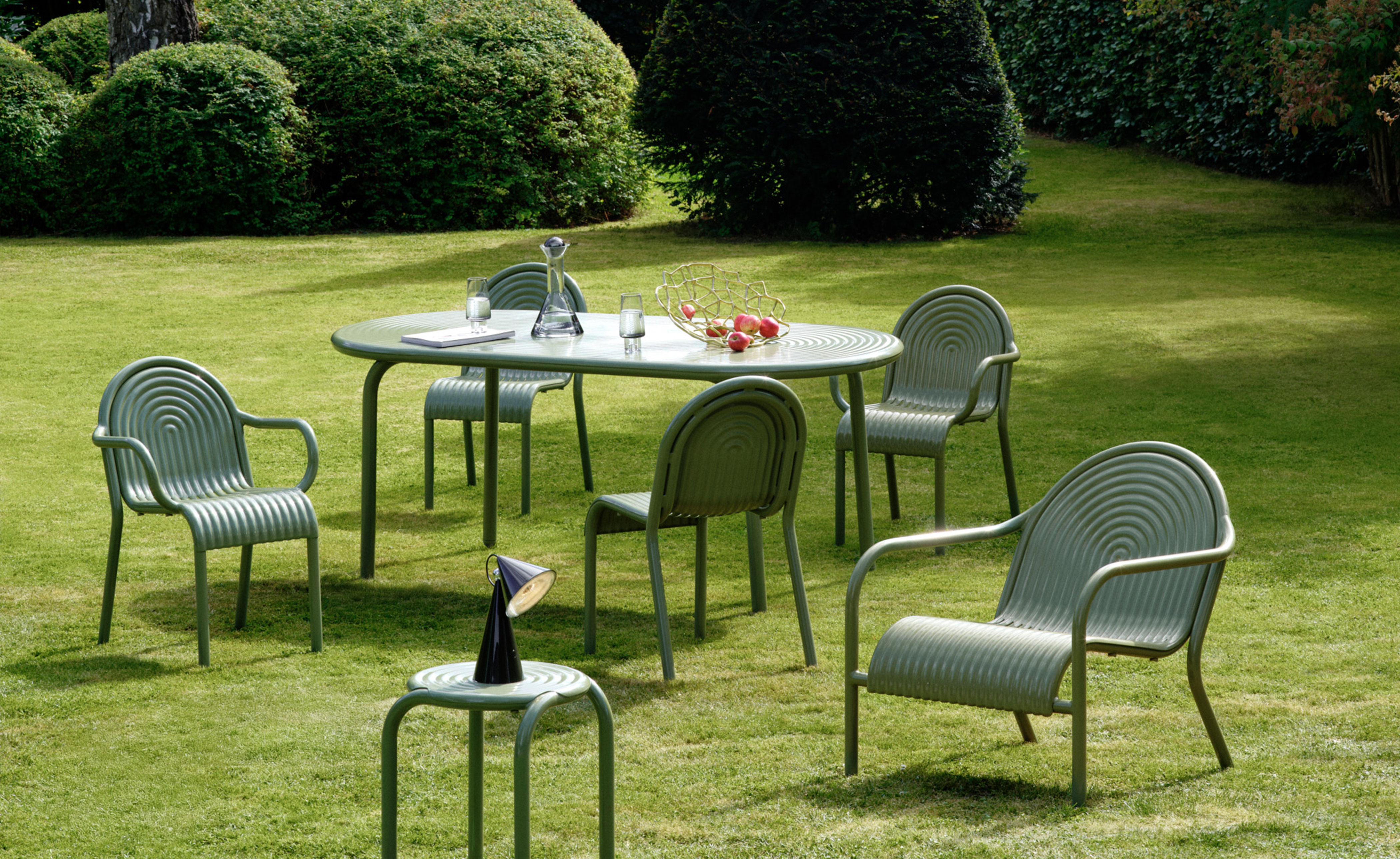 Groove Outdoor Table