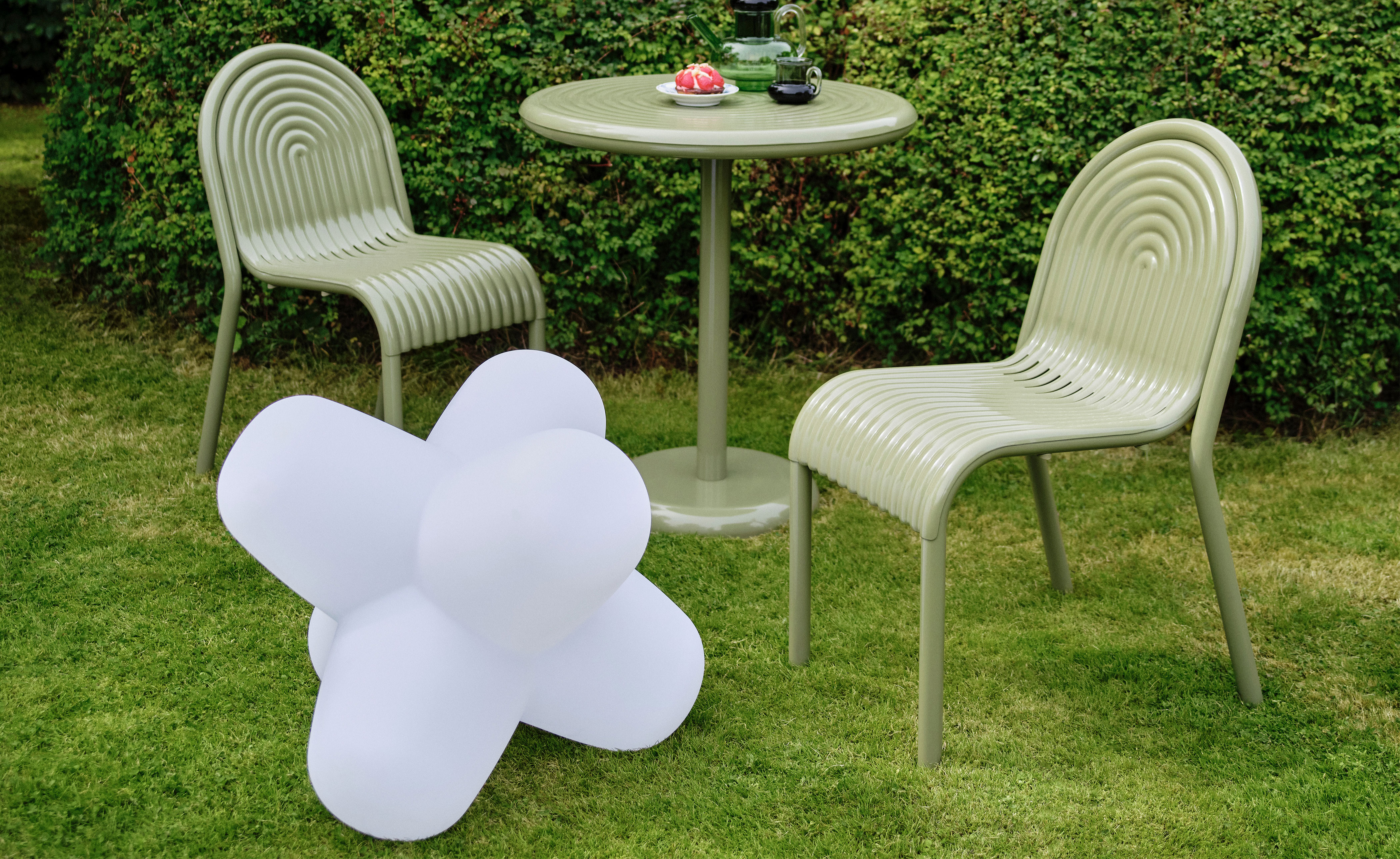 Groove Outdoor Table Round