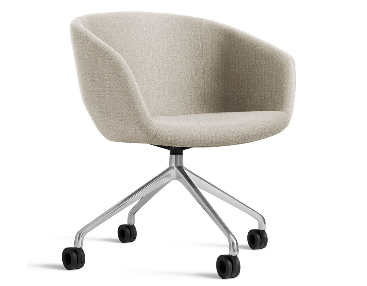 host task chair