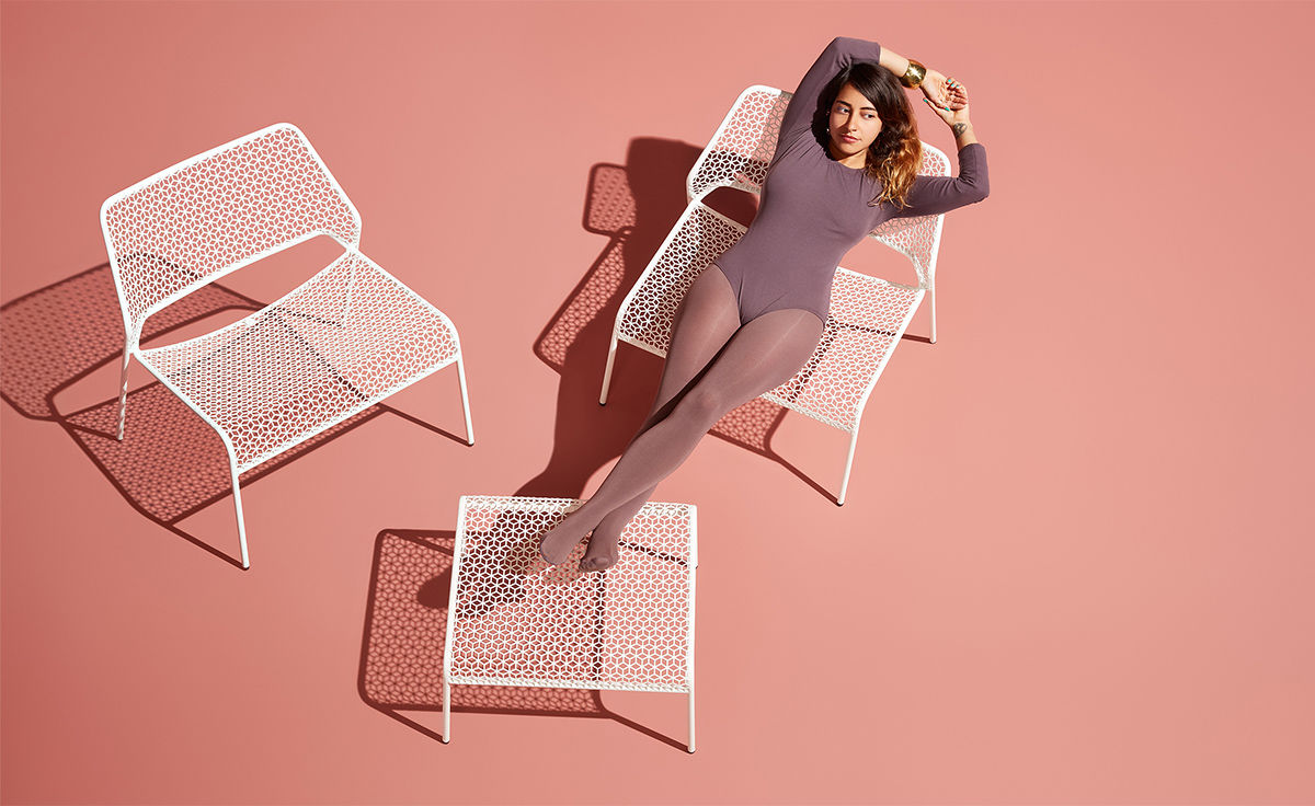 hot mesh lounge chair