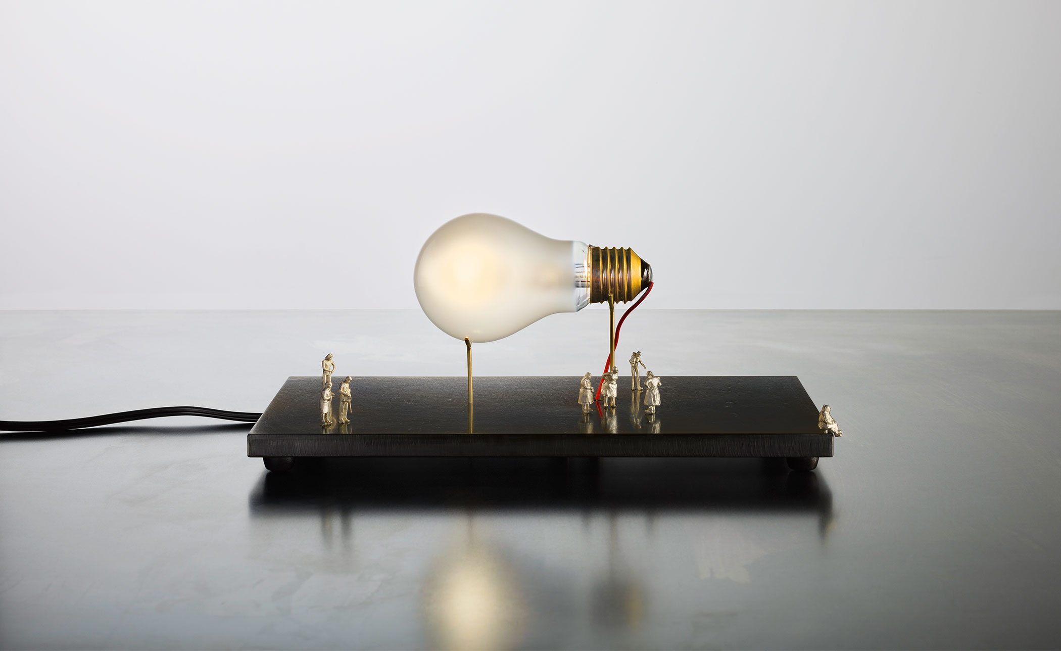 I Ricchi Poveri - Monument for a Bulb Table Lamp