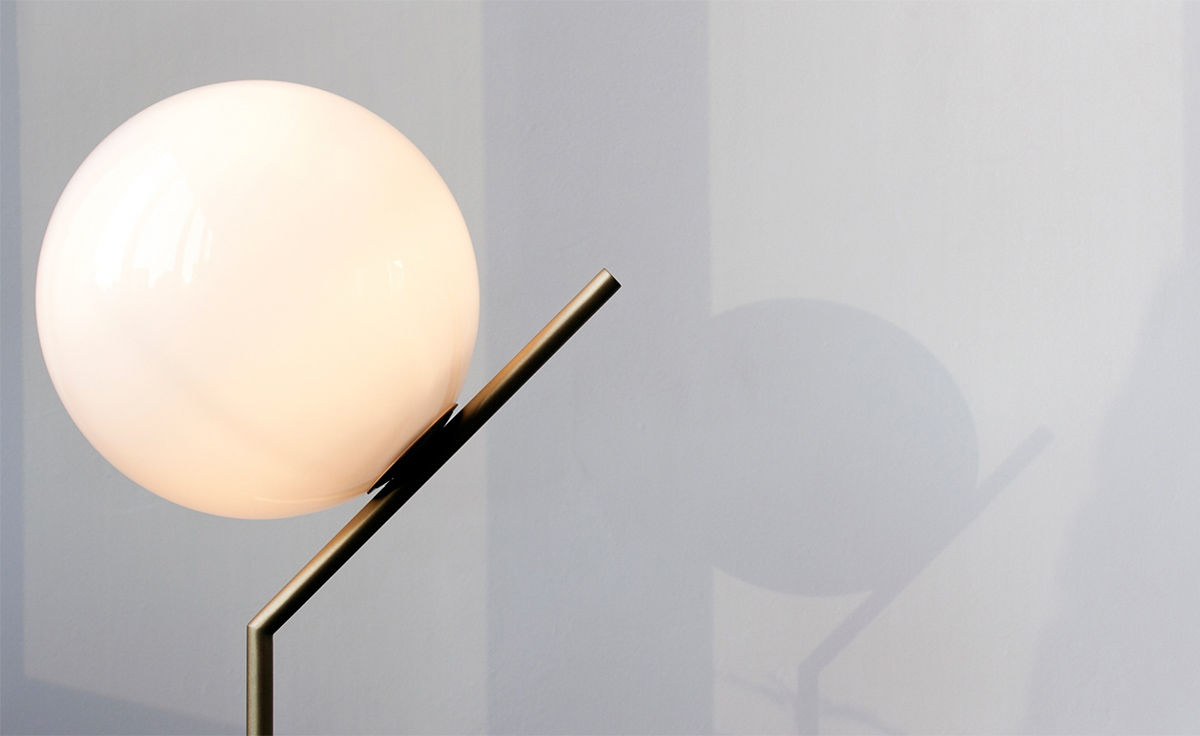 ic t1 high table lamp