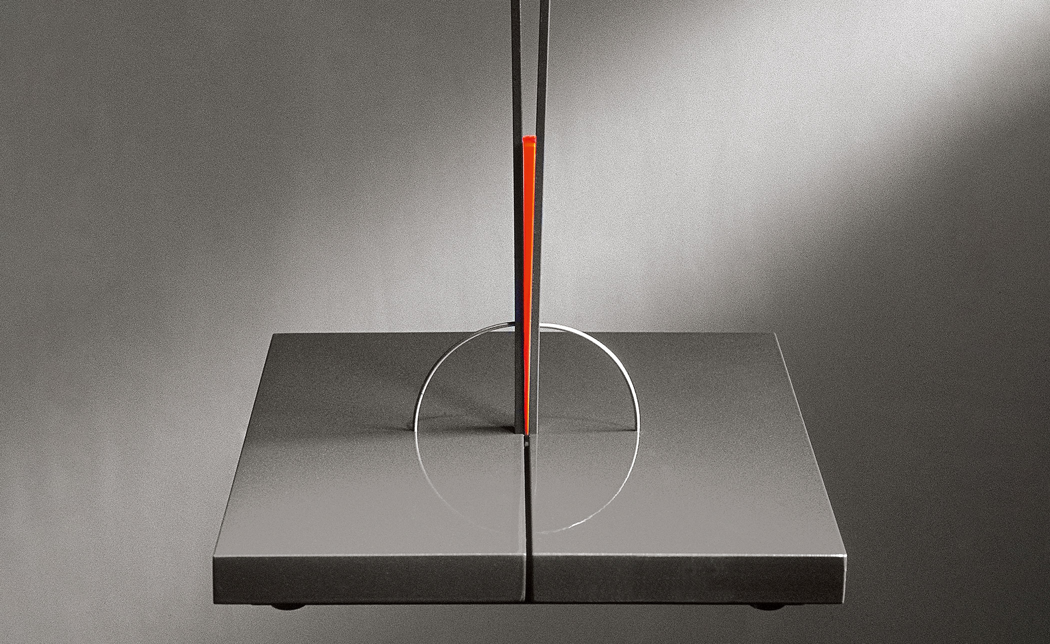Ilios Floor Lamp