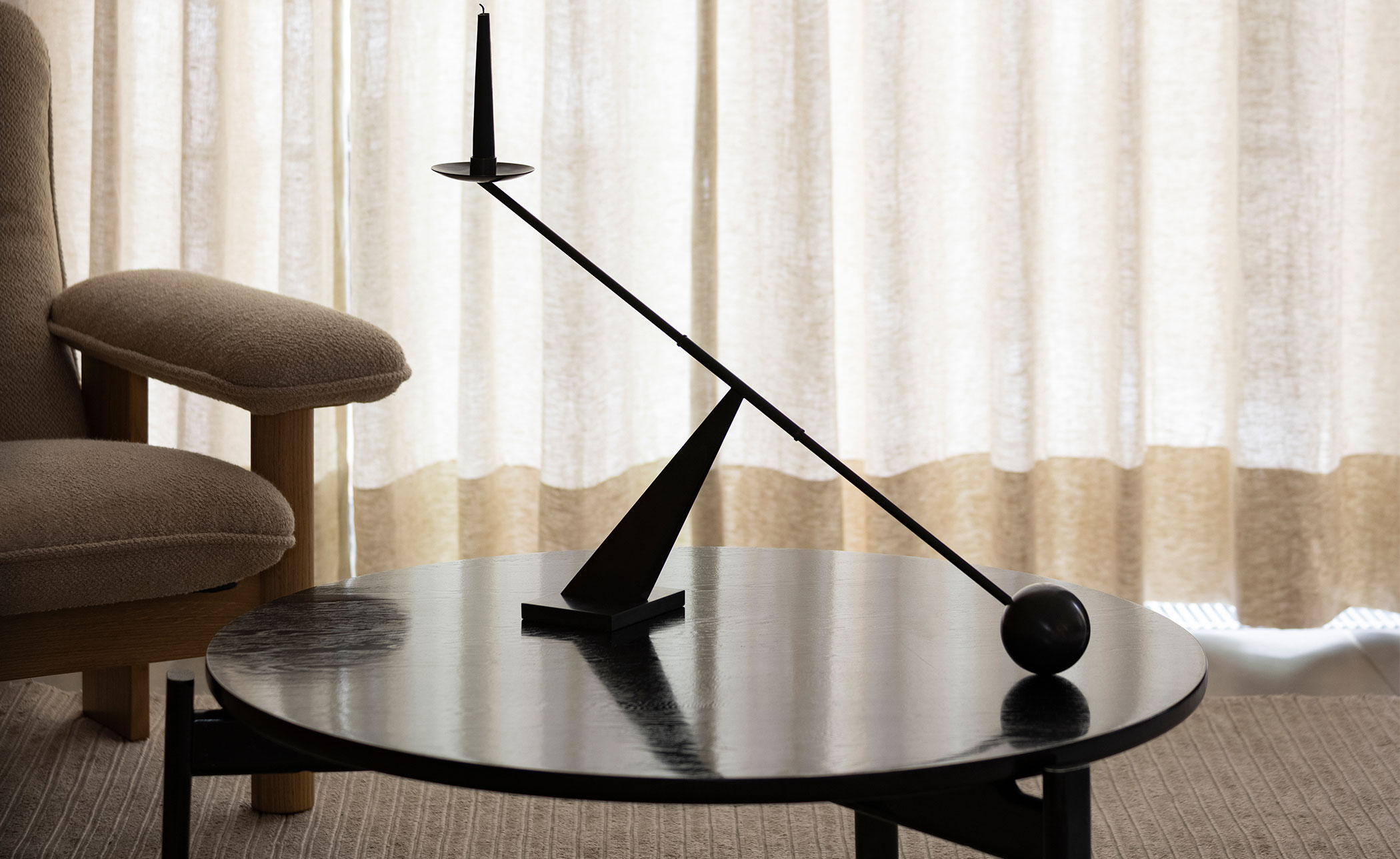 Interconnect Candle Holder
