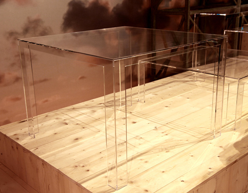 invisible table