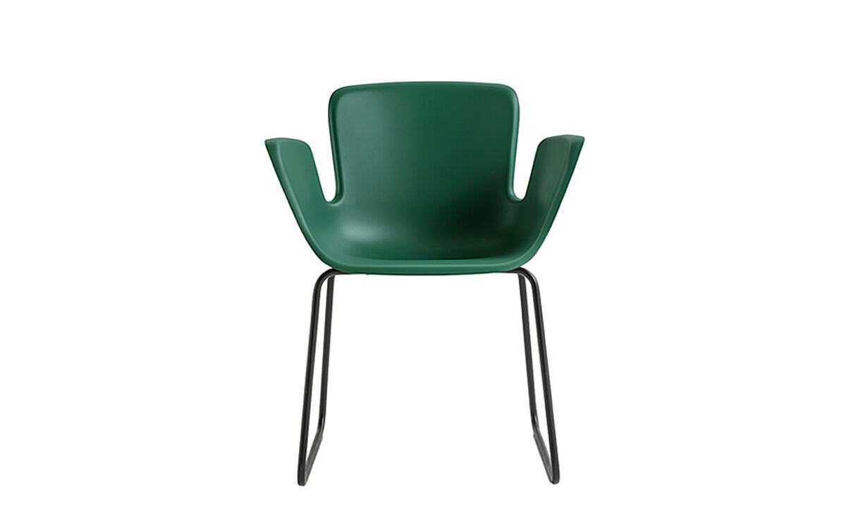 juli plastic armchair with sled base