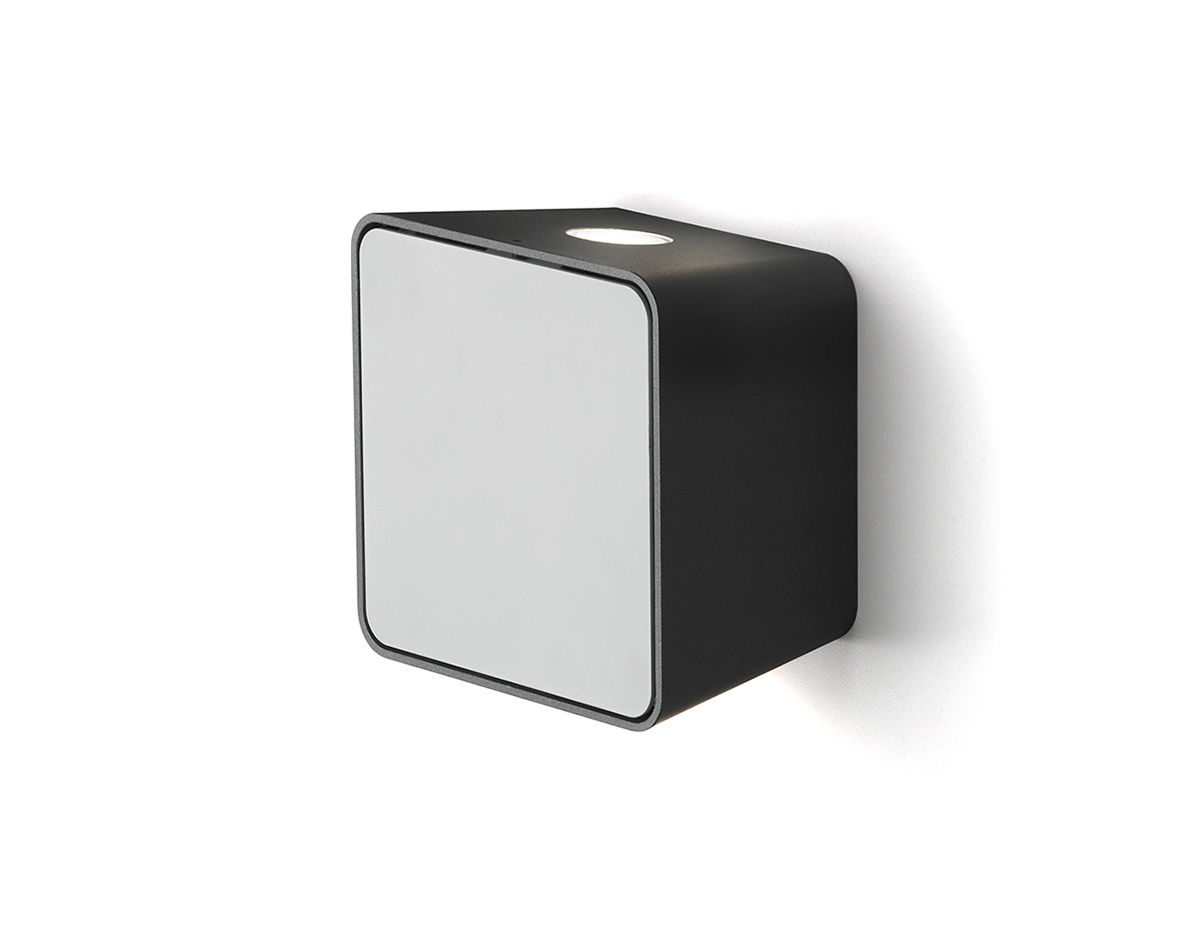 lab wall light