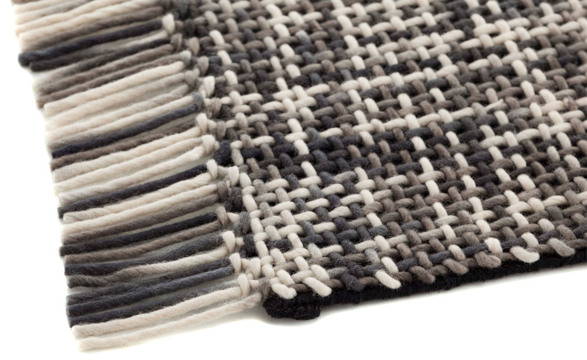 lama rug