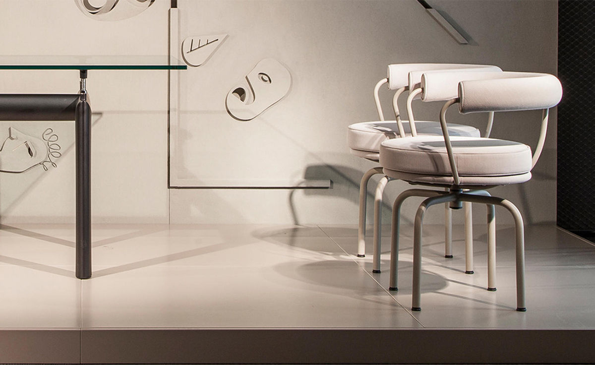 le corbusier lc7 swivel chair
