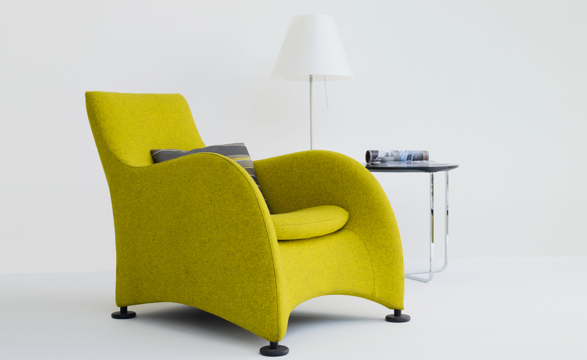 loge easy chair
