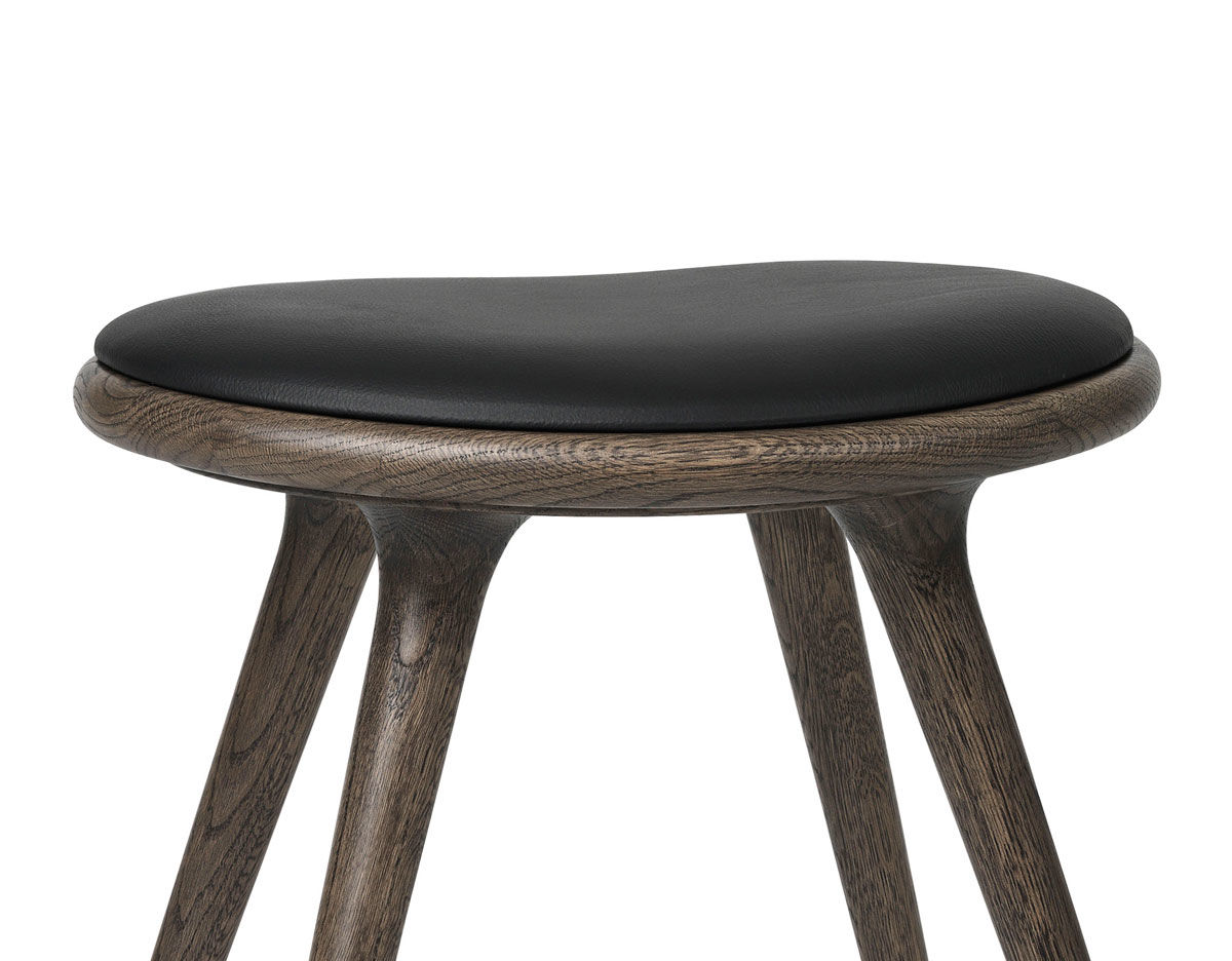 mater low stool