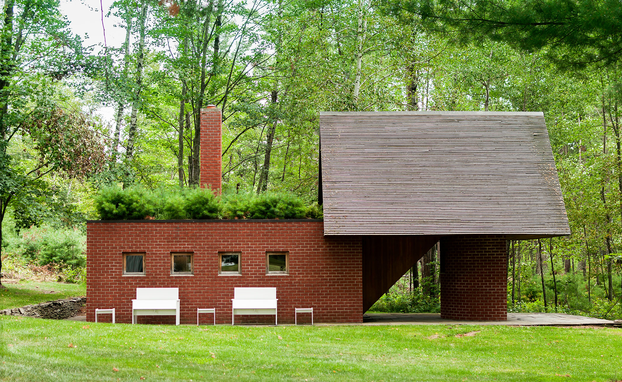 Lussi Bench