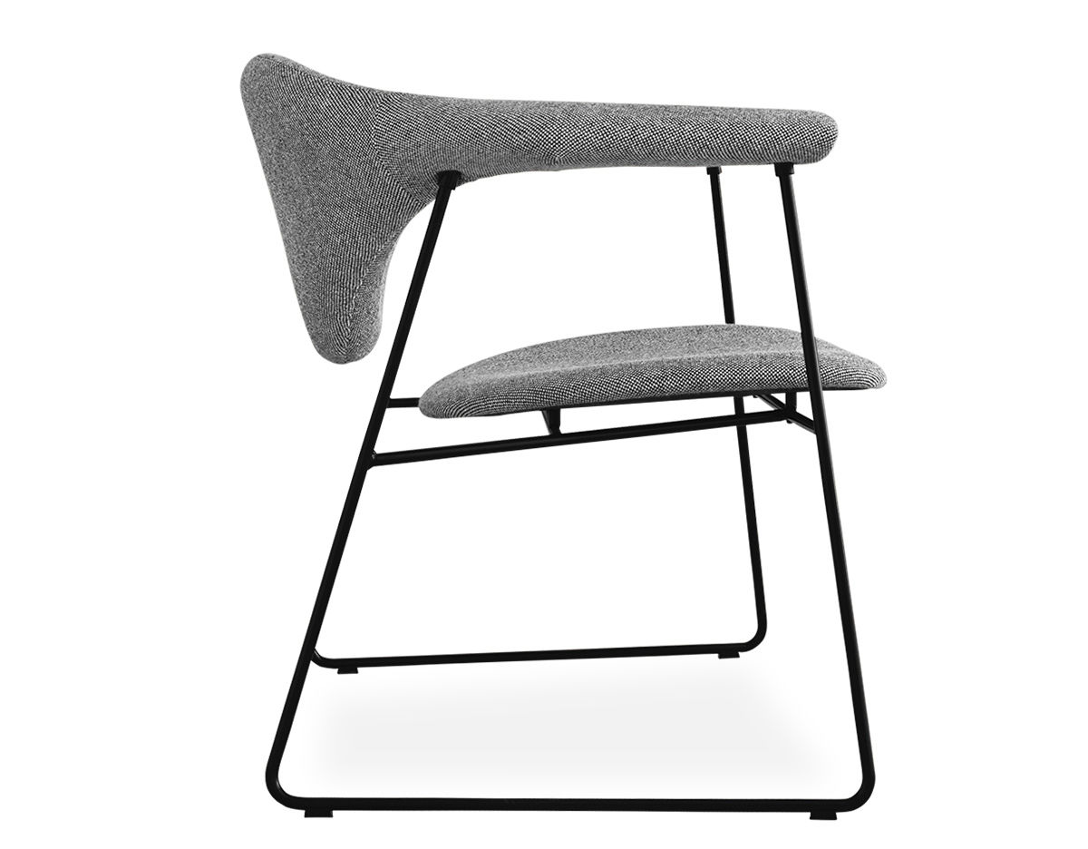 masculo sled base chair