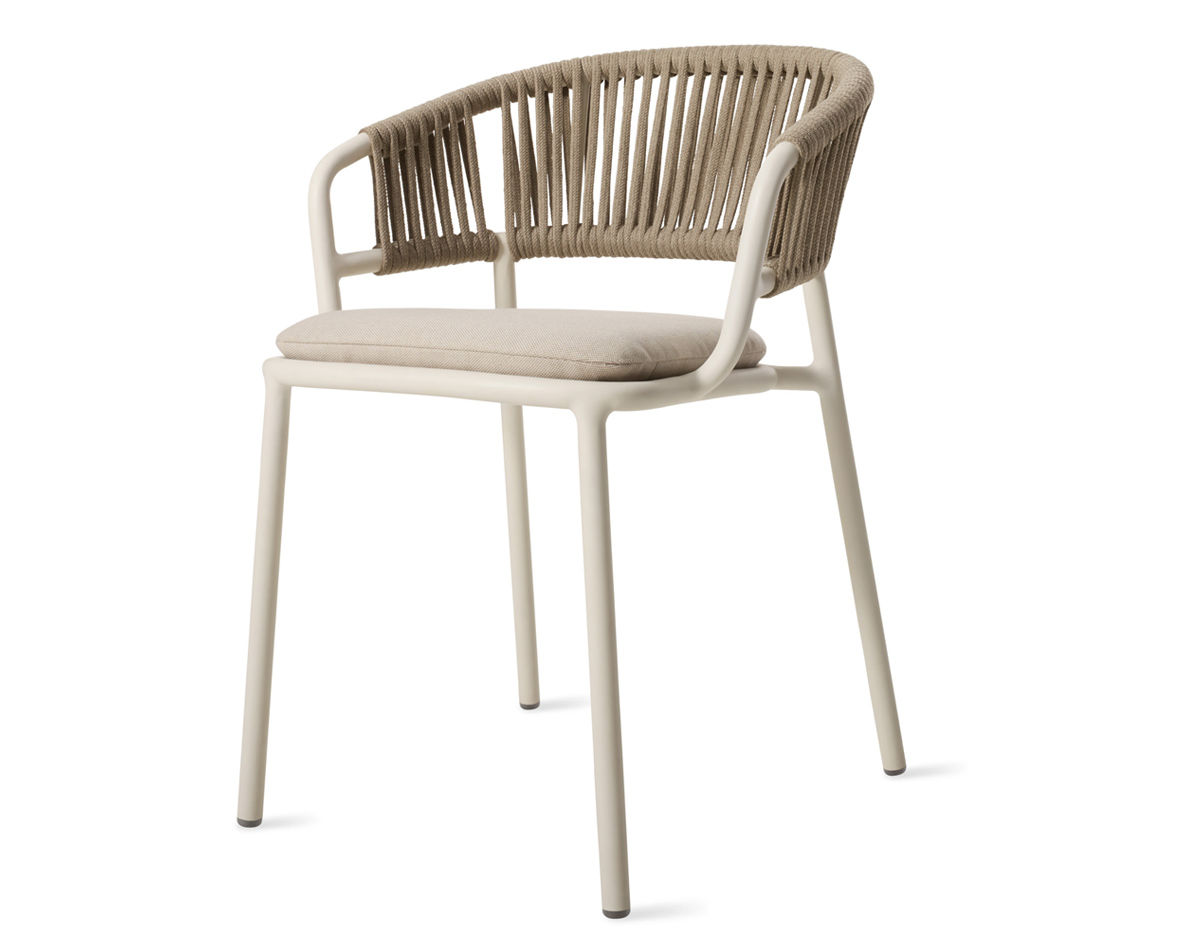 mate outdoor dining chair