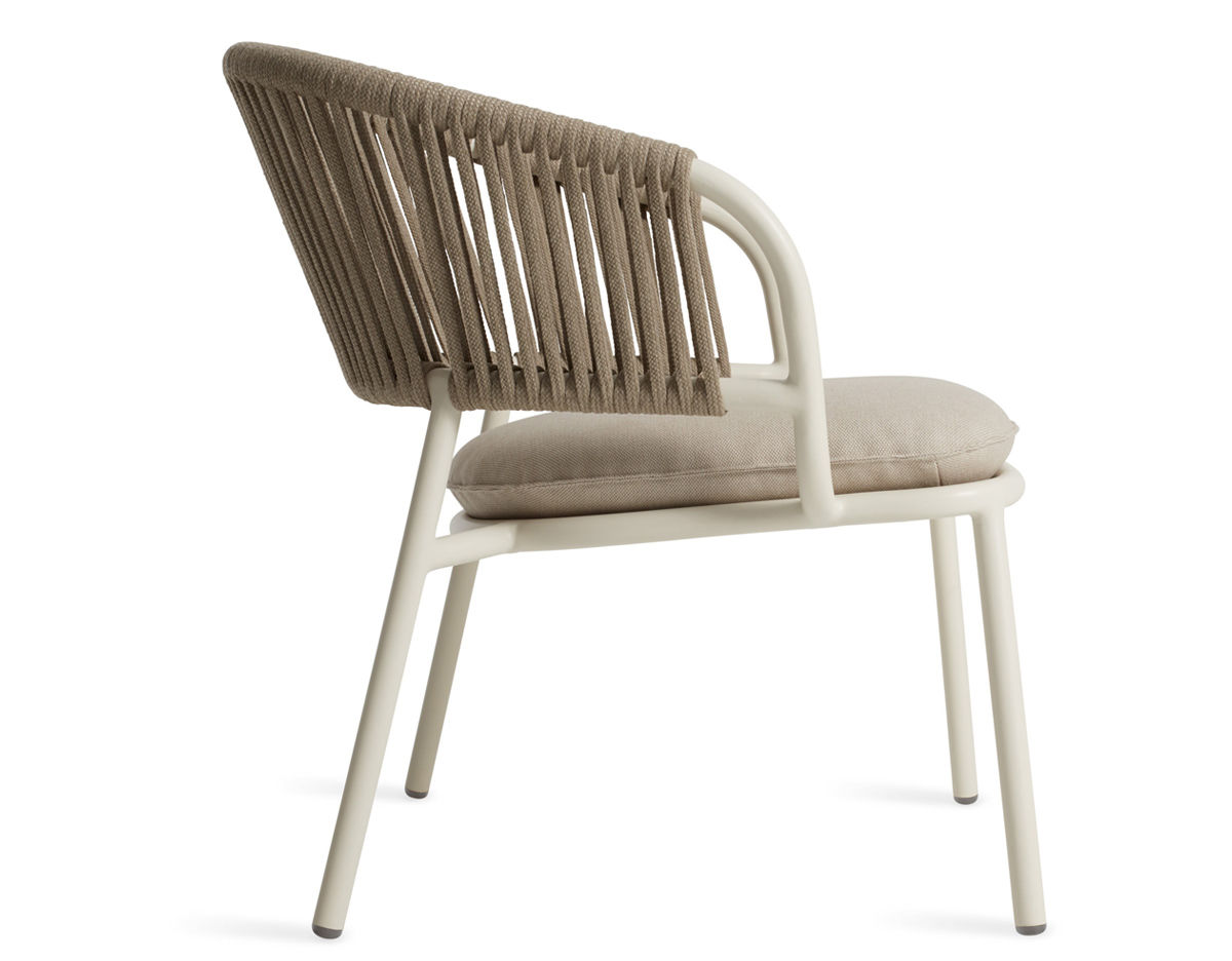 mate outdoor lounge chair
