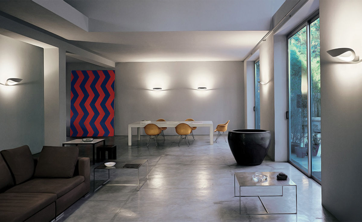 mesmeri wall light