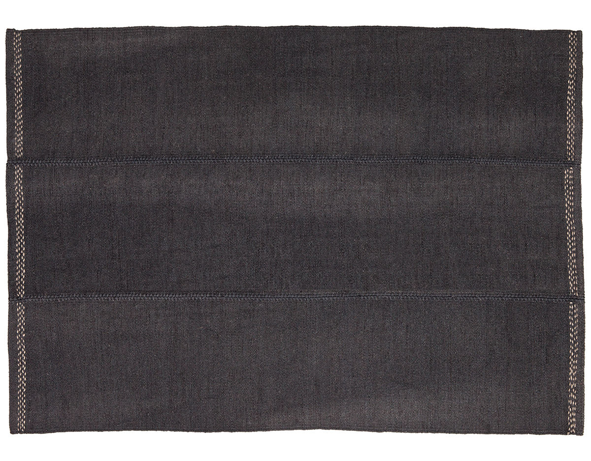 mia rug